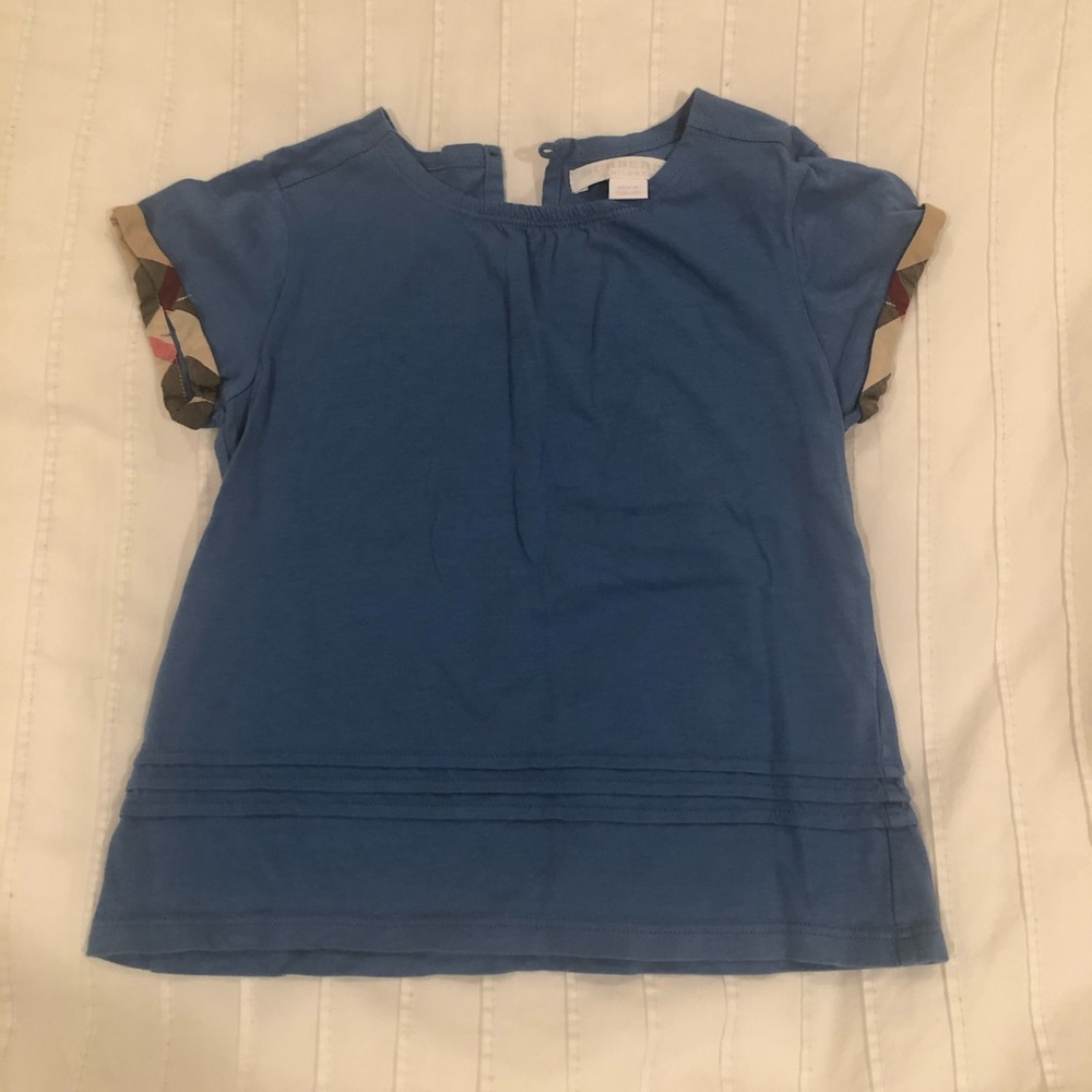 Burberry T-shirt